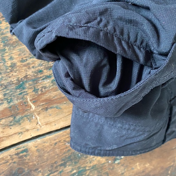 North Face Black Nylon Hiking Shorts - Picture 5 of 12